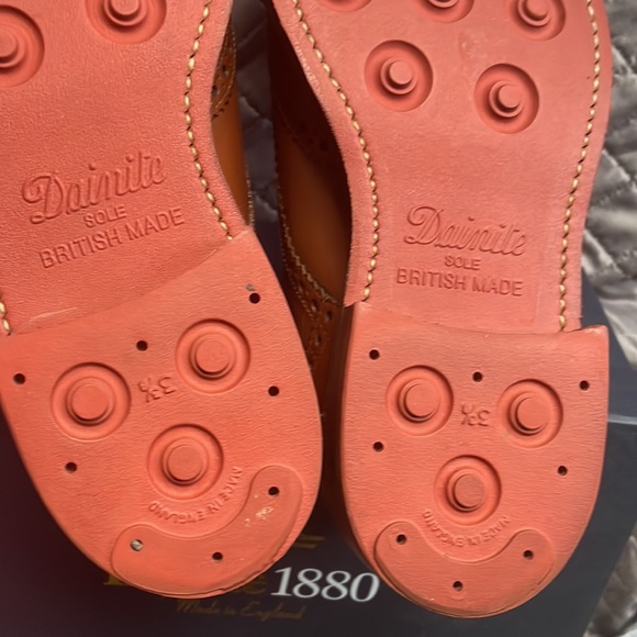 Loake 1880 Made in England Worton Brogues wingtip lace up dress shoes size 7 men - Picture 6 of 10